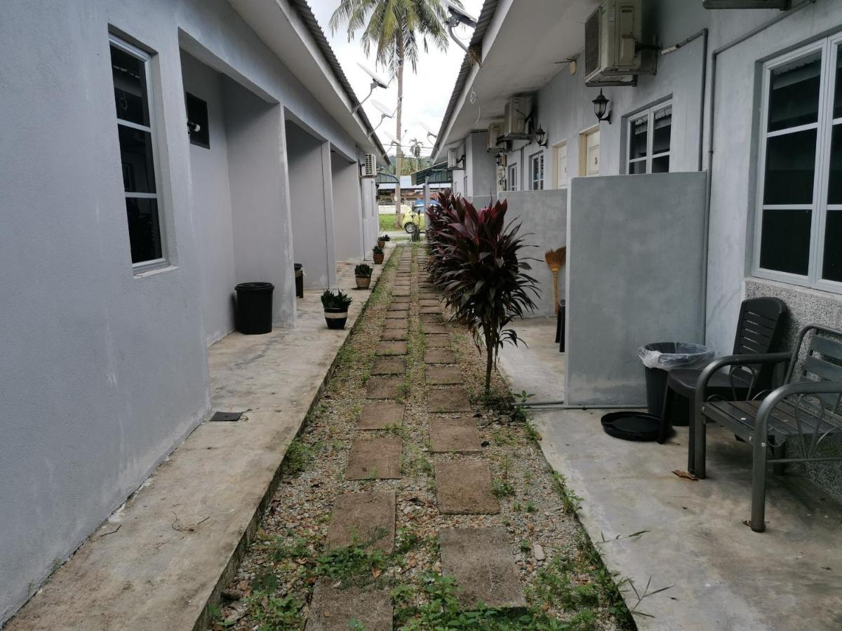 Oyo Home 90308 Chily Guest House Langkawi Exterior foto